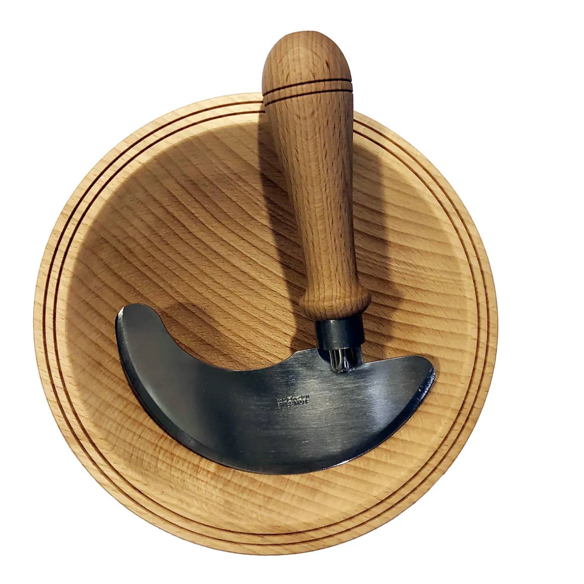 Schweizer Kräutermesser mit Holzschale.